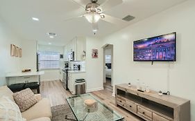 Hidden Oasis ** Stunning 2 Bedroom ** Sunset Shores